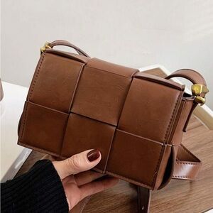 SHEIN brown crossbody bag. Sold out! Never worn!